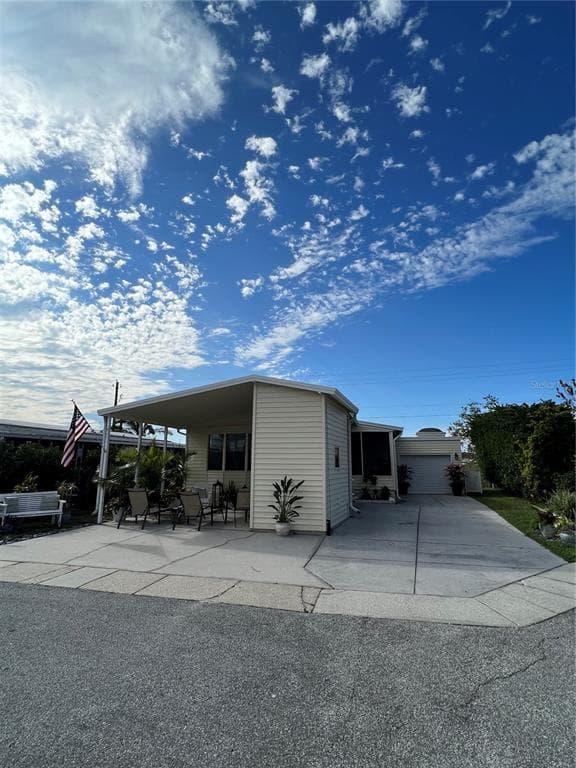341 CANAL WAY