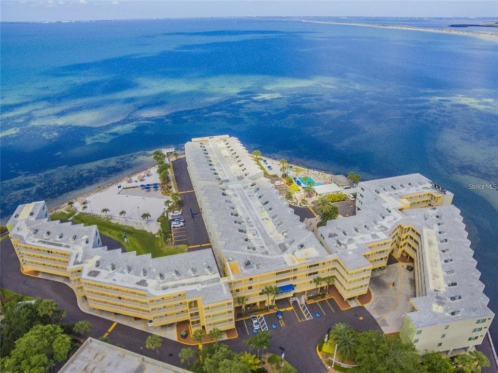 2506 N ROCKY POINT DRIVE UNIT 376 TAMPA, FL 33607