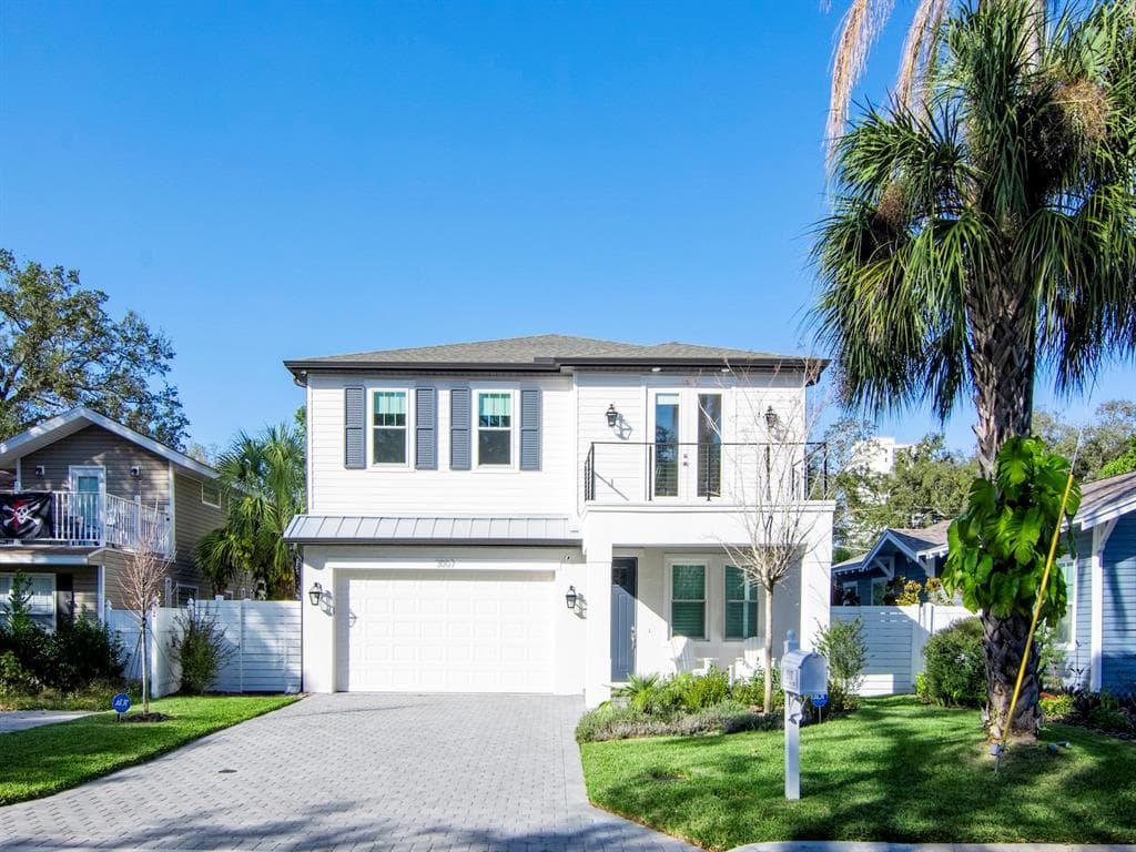 3007 W BAY COURT AVENUE TAMPA, FL 33611