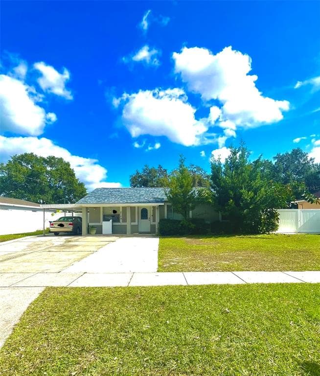 2109 N LINCOLN AVENUE TAMPA, FL 33607