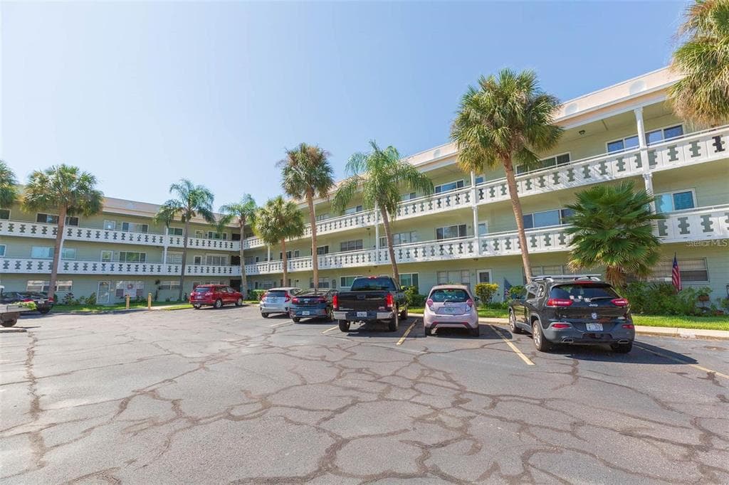 2401 ECUADORIAN WAY UNIT 29 CLEARWATER, FL 33763