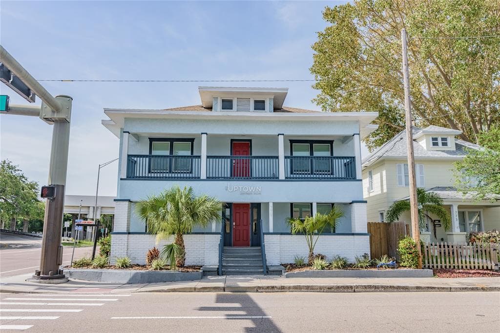 779 4TH AVENUE N UNIT 1 ST PETERSBURG, FL 33701