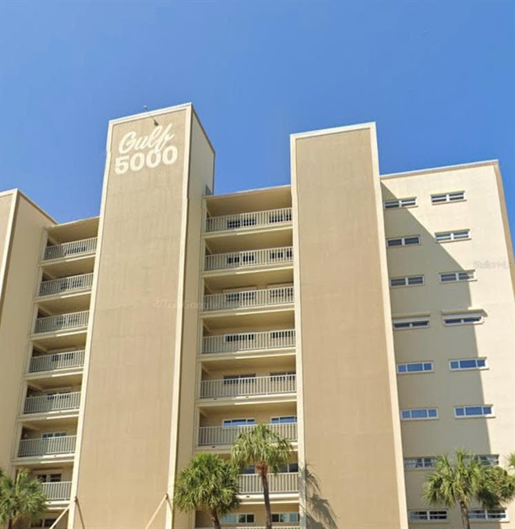 5000 GULF BOULEVARD UNIT 901 ST PETE BEACH, FL 33706
