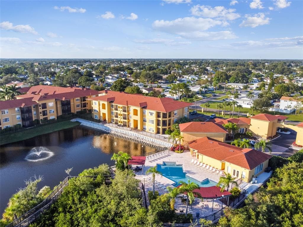 4323 BAYSIDE VILLAGE DRIVE UNIT 214 TAMPA, FL 33615