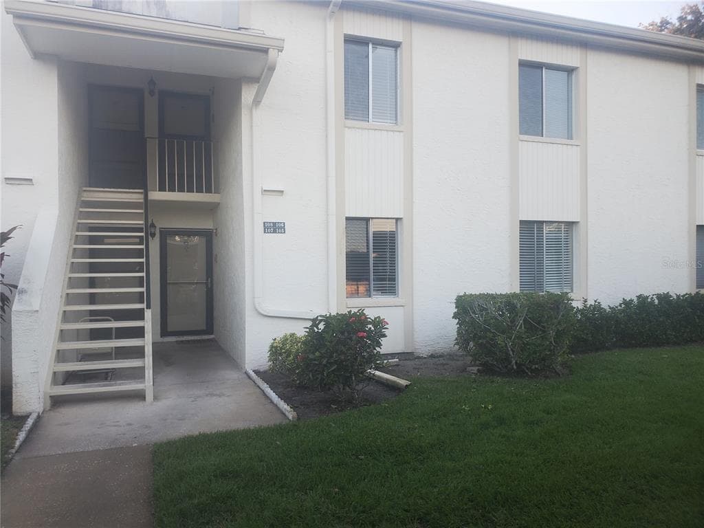 107 CYPRESS COURT UNIT 3-79