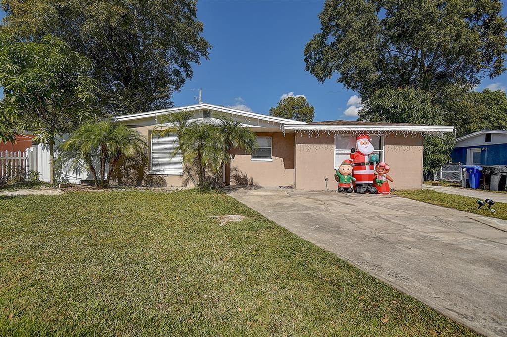 4521 W FERN STREET TAMPA, FL 33614