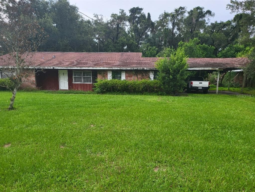 101 E TENNESSEE AVENUE SEFFNER, FL 33584