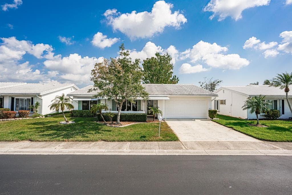 9215 N 36TH STREET N UNIT 6 PINELLAS PARK, FL 33782