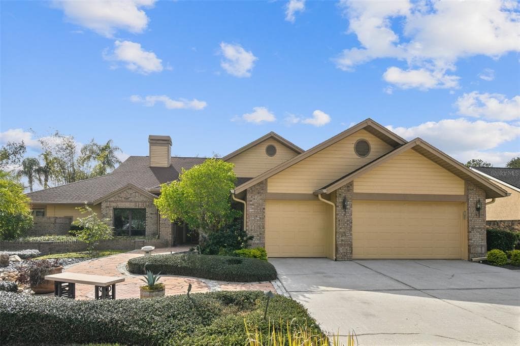 6507 THOROUGHBRED LOOP ODESSA, FL 33556