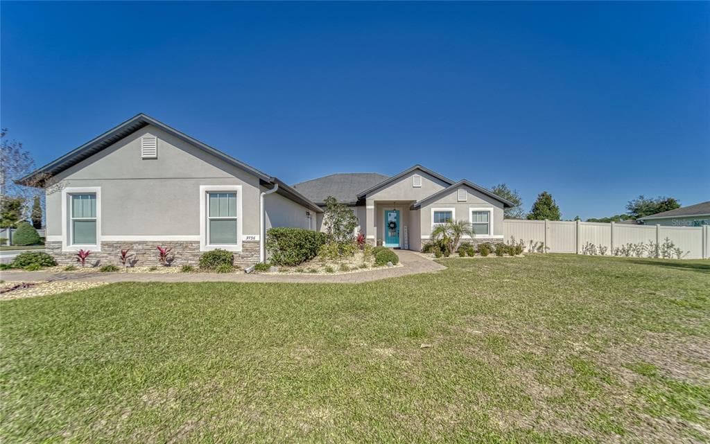9736 ROYAL VISTA AVENUE CLERMONT, FL 34711