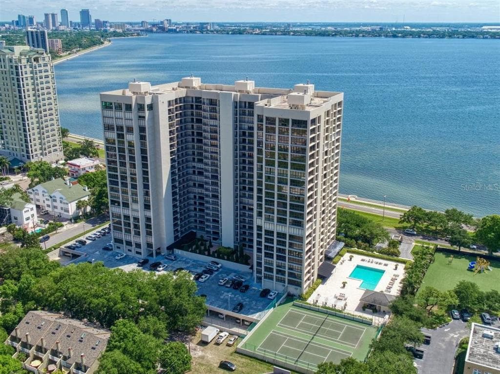 3301 BAYSHORE BOULEVARD UNIT 1801E TAMPA, FL 33629