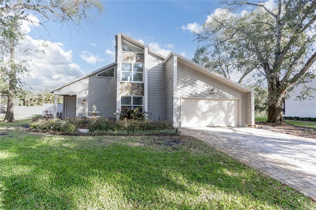 8777 BAYWOOD PARK DRIVE SEMINOLE, FL 33777