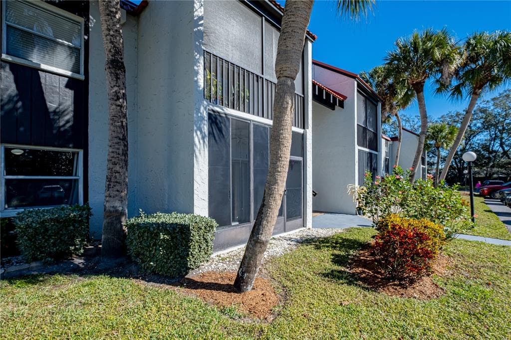 3231 BENEVA ROAD UNIT 102