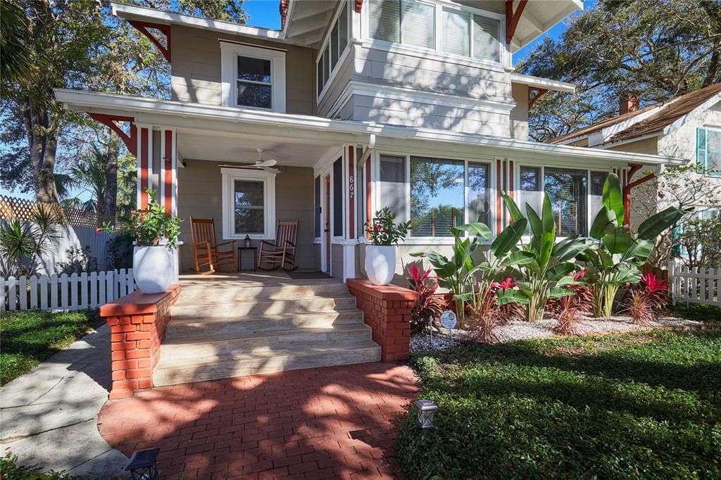 867 18TH AVENUE N ST PETERSBURG, FL 33704