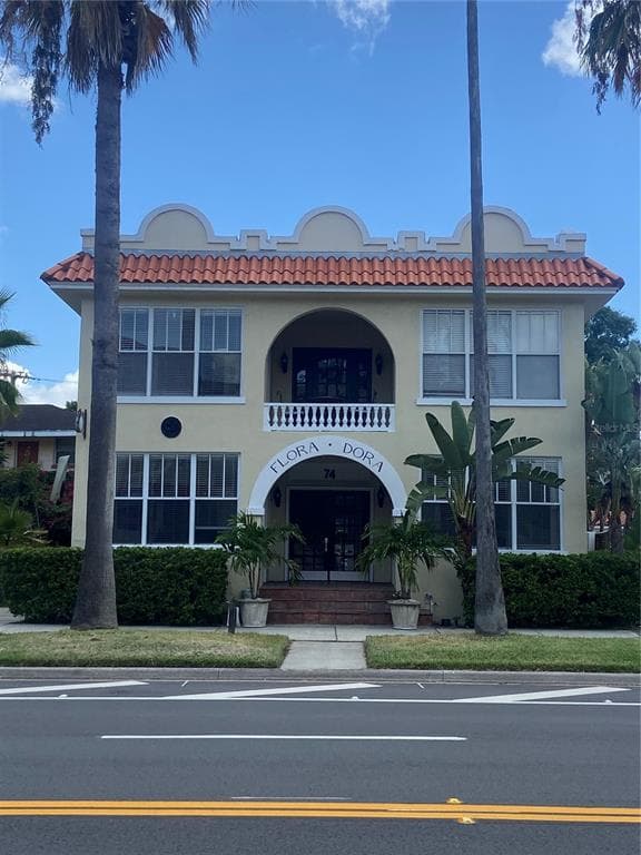 74 DAVIS BOULEVARD UNIT 7 TAMPA, FL 33606
