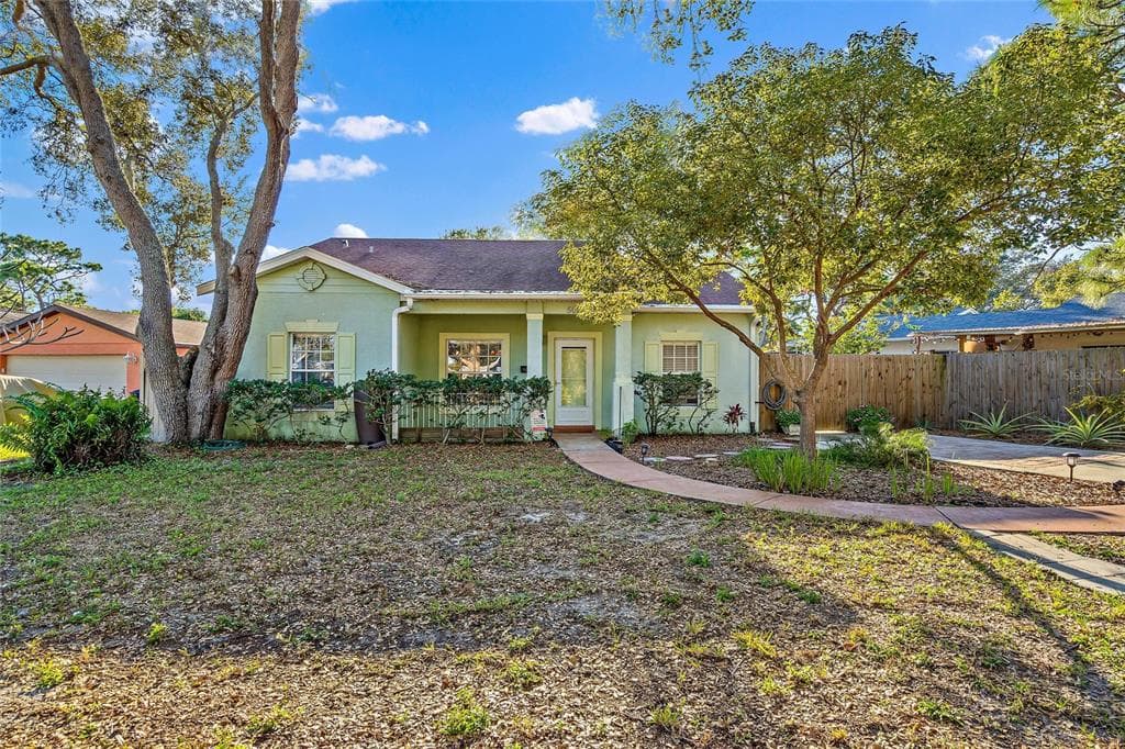 5011 CASILLA WAY S ST PETERSBURG, FL 33712