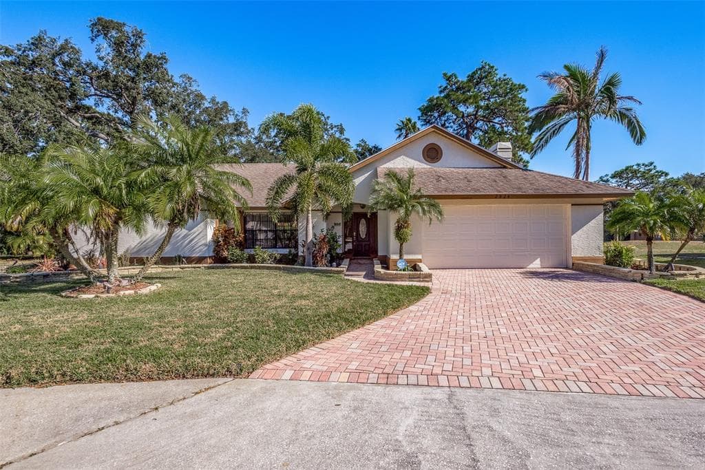 2824 BRAMBLERIDGE COURT HOLIDAY, FL 34691
