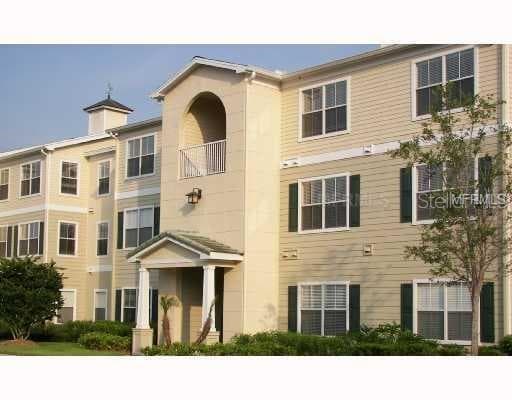 18153 BRIDLE CLUB DRIVE UNIT 18153 TAMPA, FL 33647