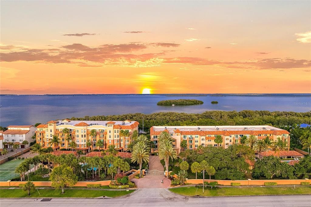 1645 PINELLAS BAYWAY S UNIT A4 TIERRA VERDE, FL 33715