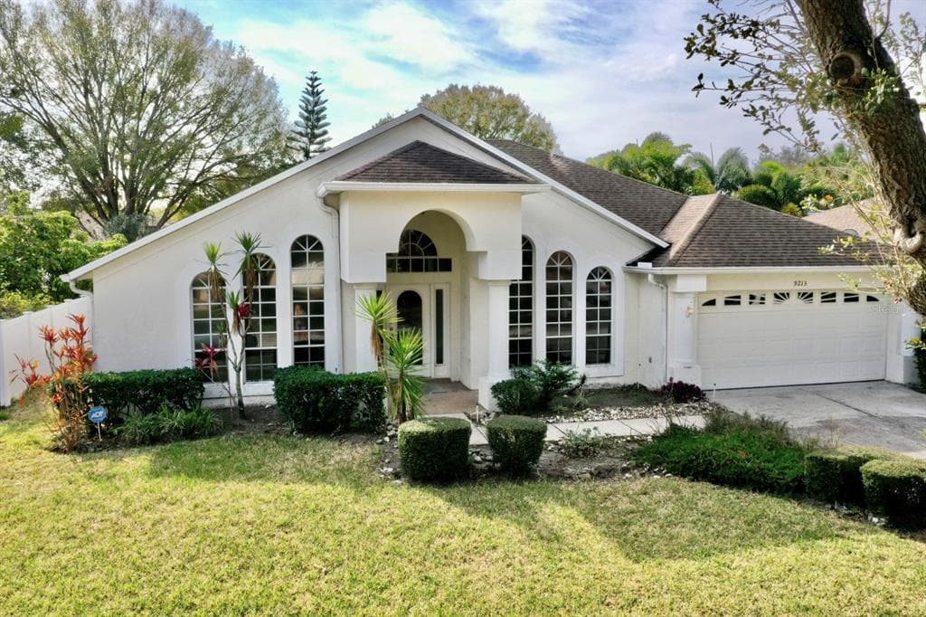 9213 ESTATE COVE CIRCLE RIVERVIEW, FL 33578
