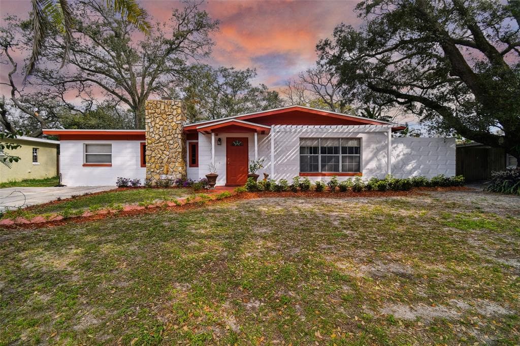 4416 BASS STREET TAMPA, FL 33617