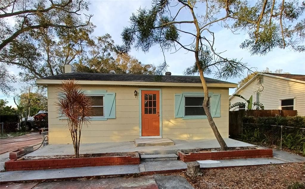 3999 52ND AVENUE N ST PETERSBURG, FL 33734