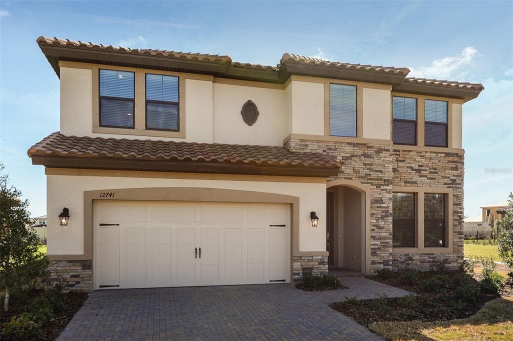 8302 CARRHILL PLACE PARRISH, FL 34219