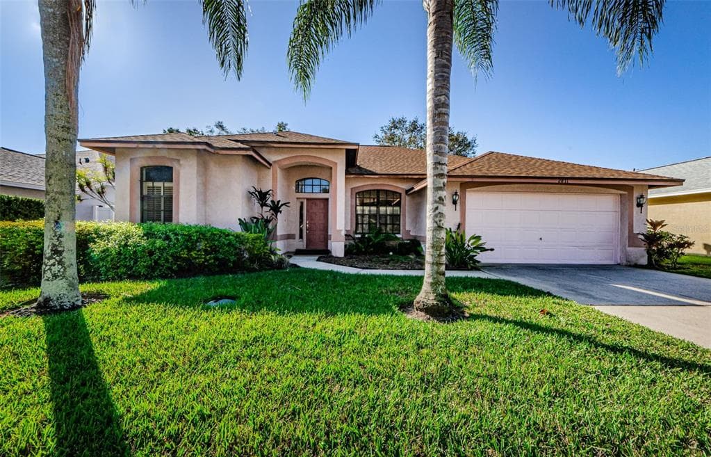 2811 BRANCH CREEK AVENUE CLEARWATER, FL 33760