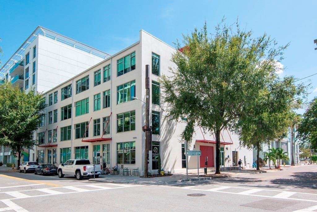 101 N 12TH STREET UNIT 402 TAMPA, FL 33602
