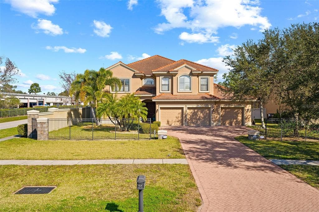 2652 THIRD AVENUE S CLEARWATER, FL 33759