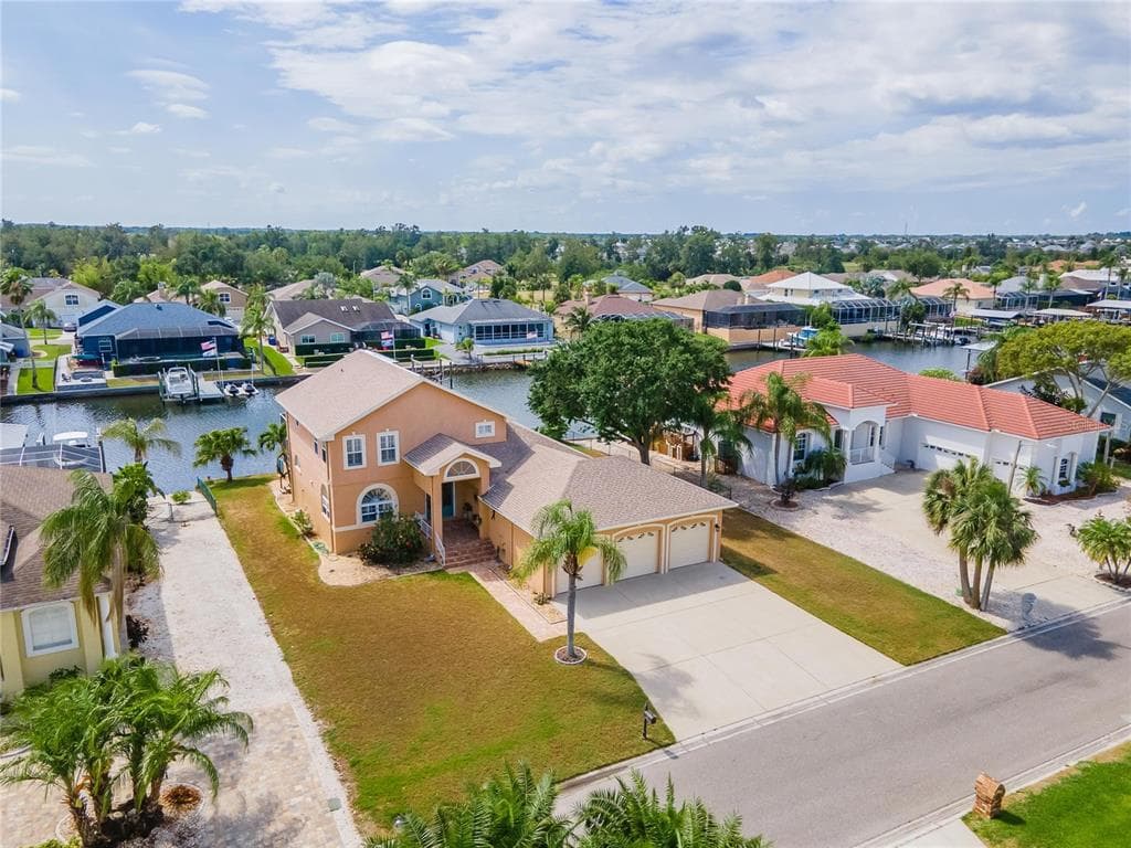 830 GOLF ISLAND DRIVE APOLLO BEACH, FL 33572