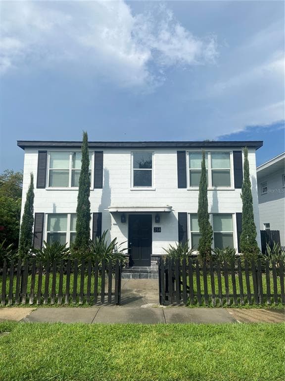 214 COLUMBIA DRIVE UNIT 4 TAMPA, FL 33606