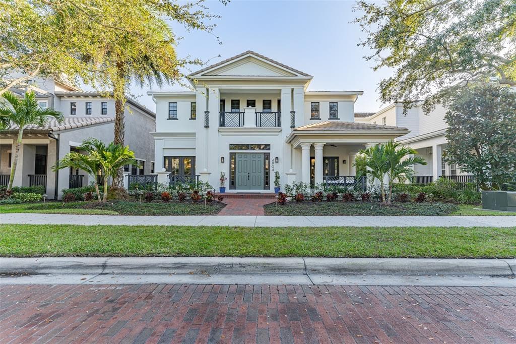 4904 YACHT CLUB DRIVE TAMPA, FL 33616