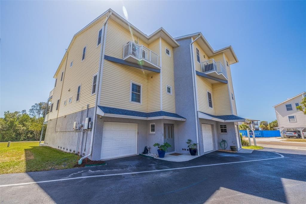 19803 GULF BOULEVARD UNIT 102