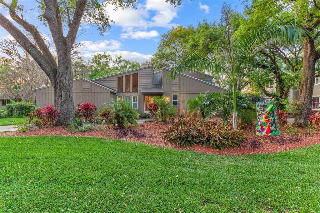 422 MONTROSE AVENUE TEMPLE TERRACE, FL 33617