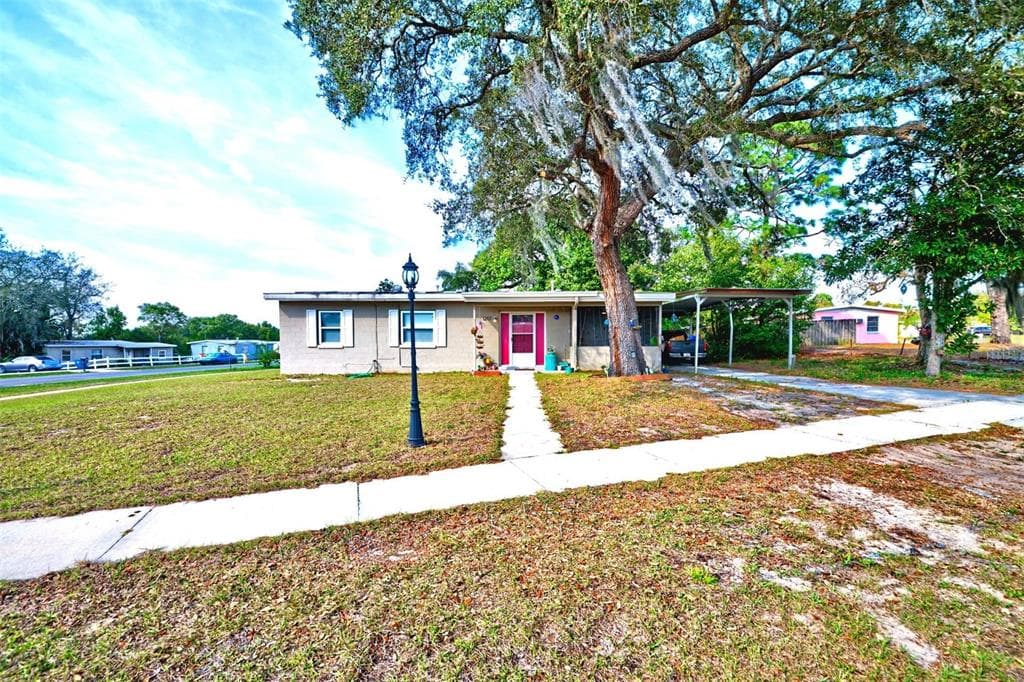 1207 NEWHOPE ROAD SPRING HILL, FL 34606