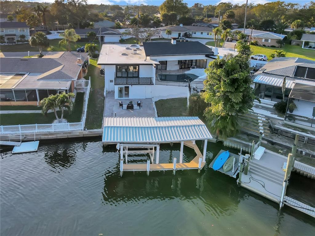 3914 MCKAY CREEK DRIVE LARGO, FL 33770