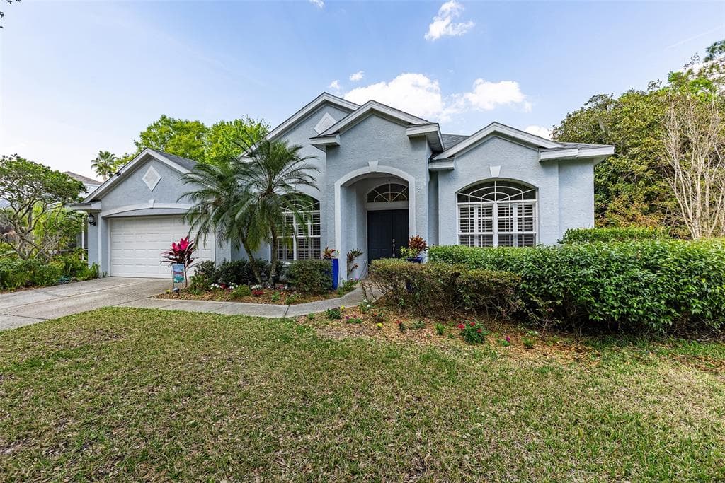 5028 SOUTHAMPTON CIRCLE