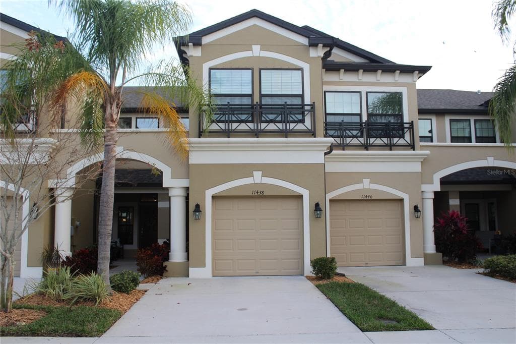 11438 CROWNED SPARROW LANE TAMPA, FL 33626