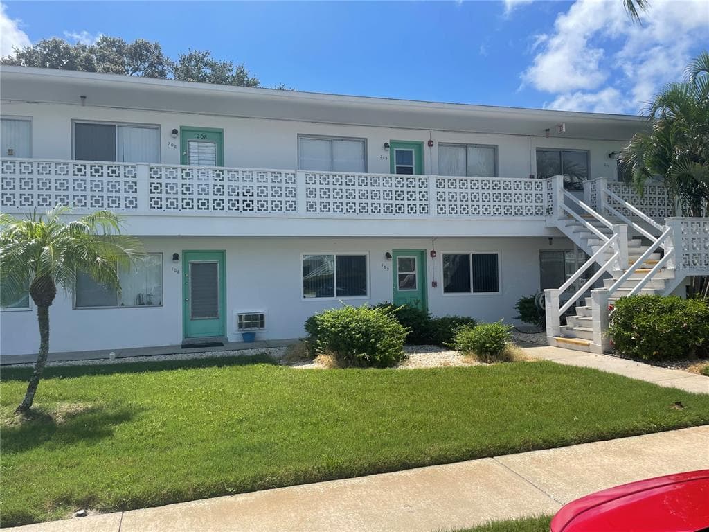 8450 112TH STREET UNIT 209 SEMINOLE, FL 33772