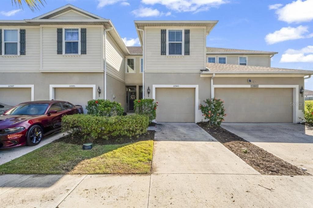 10943 VERAWOOD DRIVE