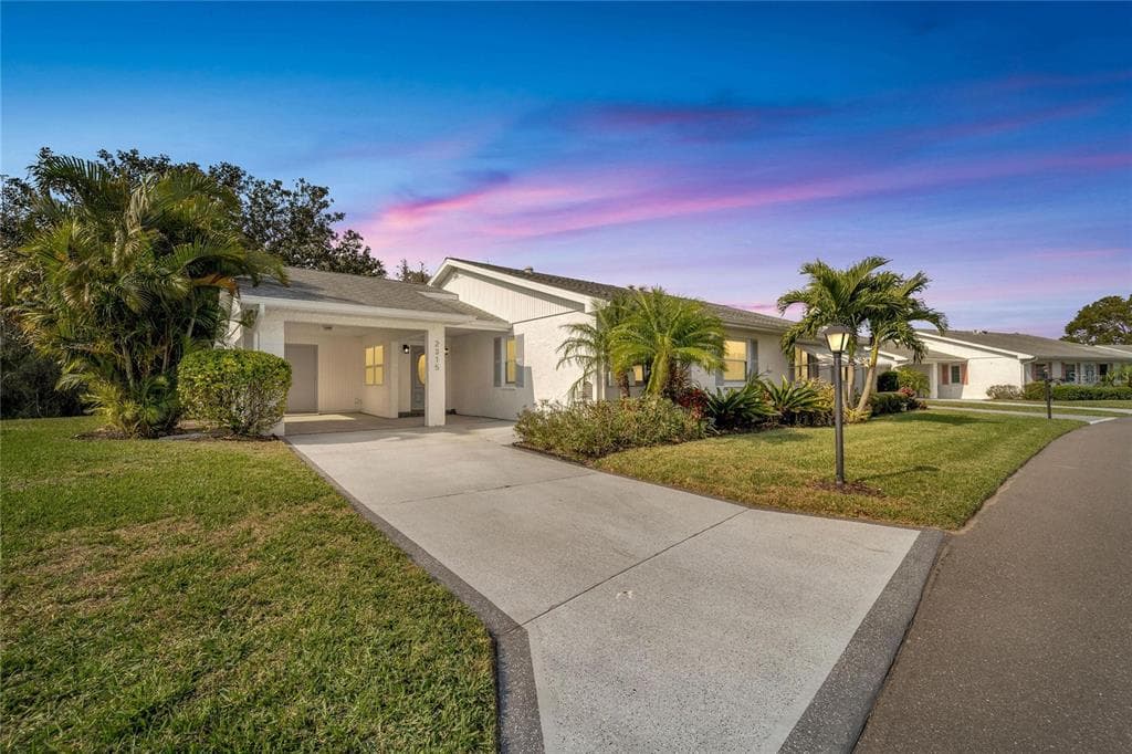 2315 GAINESBOROUGH LOOP UNIT 235