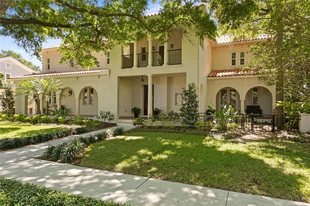 2628 W JETTON AVENUE TAMPA, FL 33629