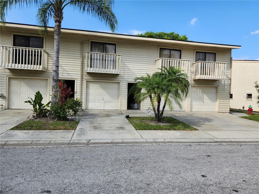 6309 92ND PLACE N UNIT 2502 PINELLAS PARK, FL 33782