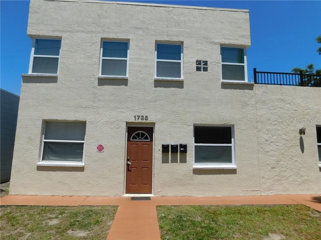 1735 1ST AVENUE S UNIT B ST PETERSBURG, FL 33712