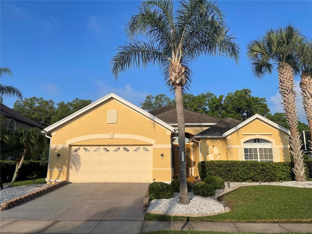 1625 THE OAKS BOULEVARD KISSIMMEE, FL 34746