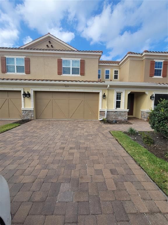 8723 TERRACINA LAKE DRIVE TAMPA, FL 33625