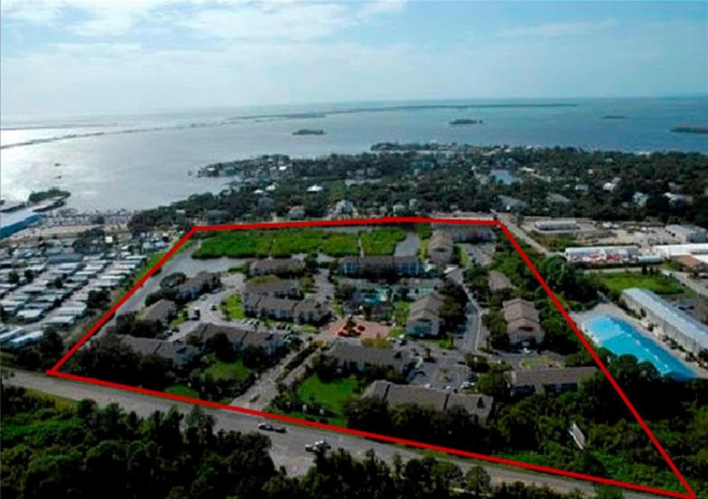 455 ALT 19 S UNIT 85 PALM HARBOR, FL 34683