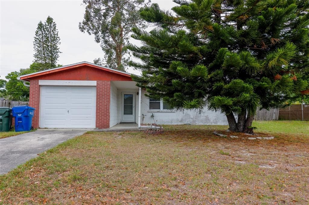 12492 114TH STREET N