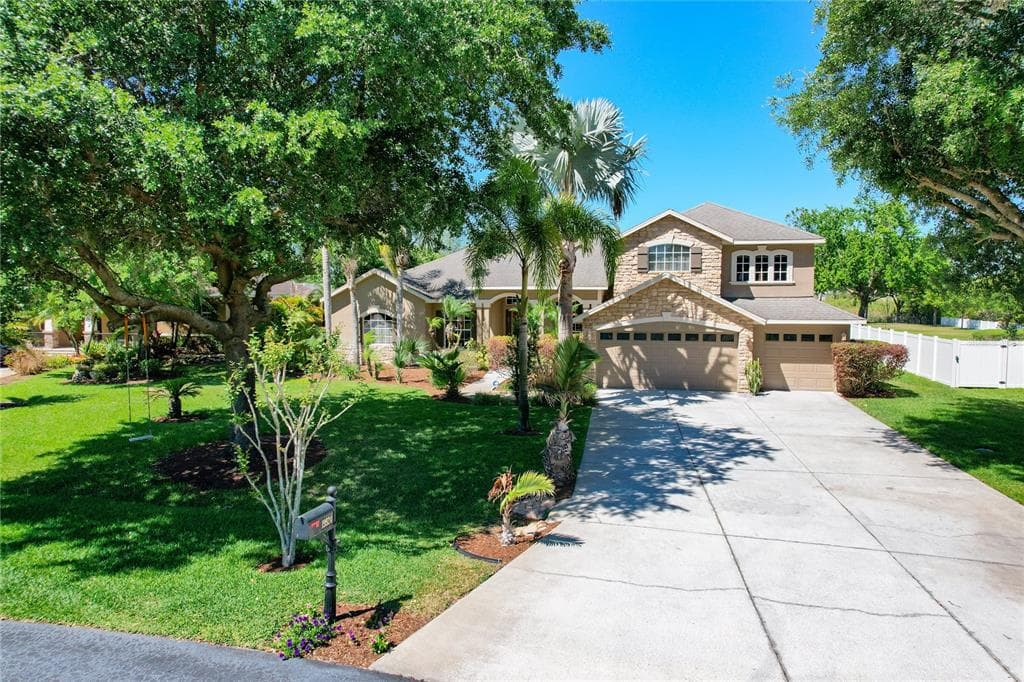 19924 DOLORES ANN COURT LUTZ, FL 33549